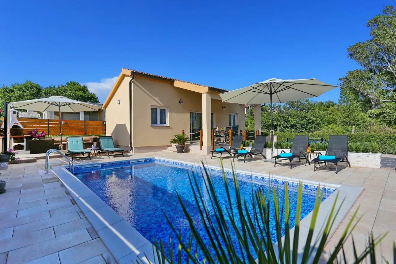 Willa Punta Garden Pool House Posedarje Zewnętrze zdjęcie